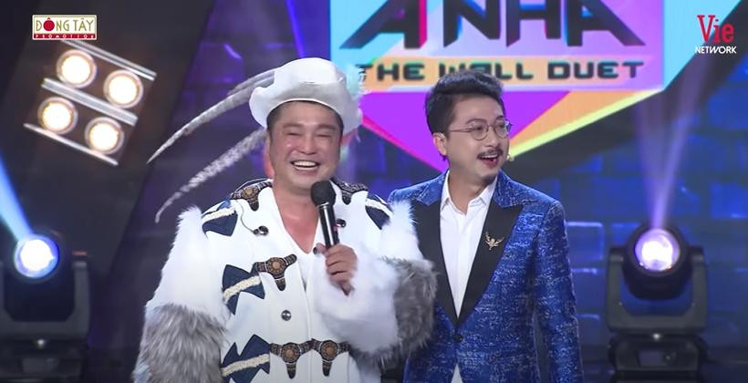 Sự xuất hiện của diễn viên Lý Hùng trong vai trò người bí ấn khiến nhiều khán giả bất ngờ.