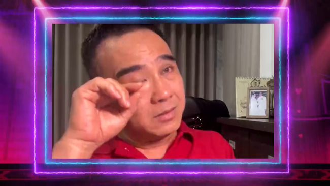 Nam MC xúc động khi nói về tình hình tại Sài Gòn hiện nay. Nam MC xúc động khi nói về tình hình tại Sài Gòn hiện nay.