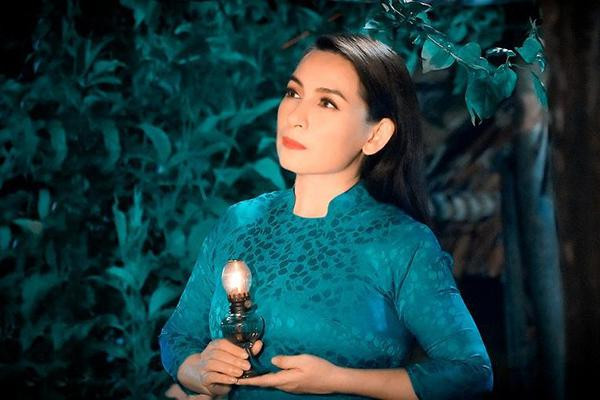 Thông tin ca sĩ Phi Nhung qua đời khiến nhiều khán giả bất ngờ và xót xa. Thông tin ca sĩ Phi Nhung qua đời khiến nhiều khán giả bất ngờ và xót xa.