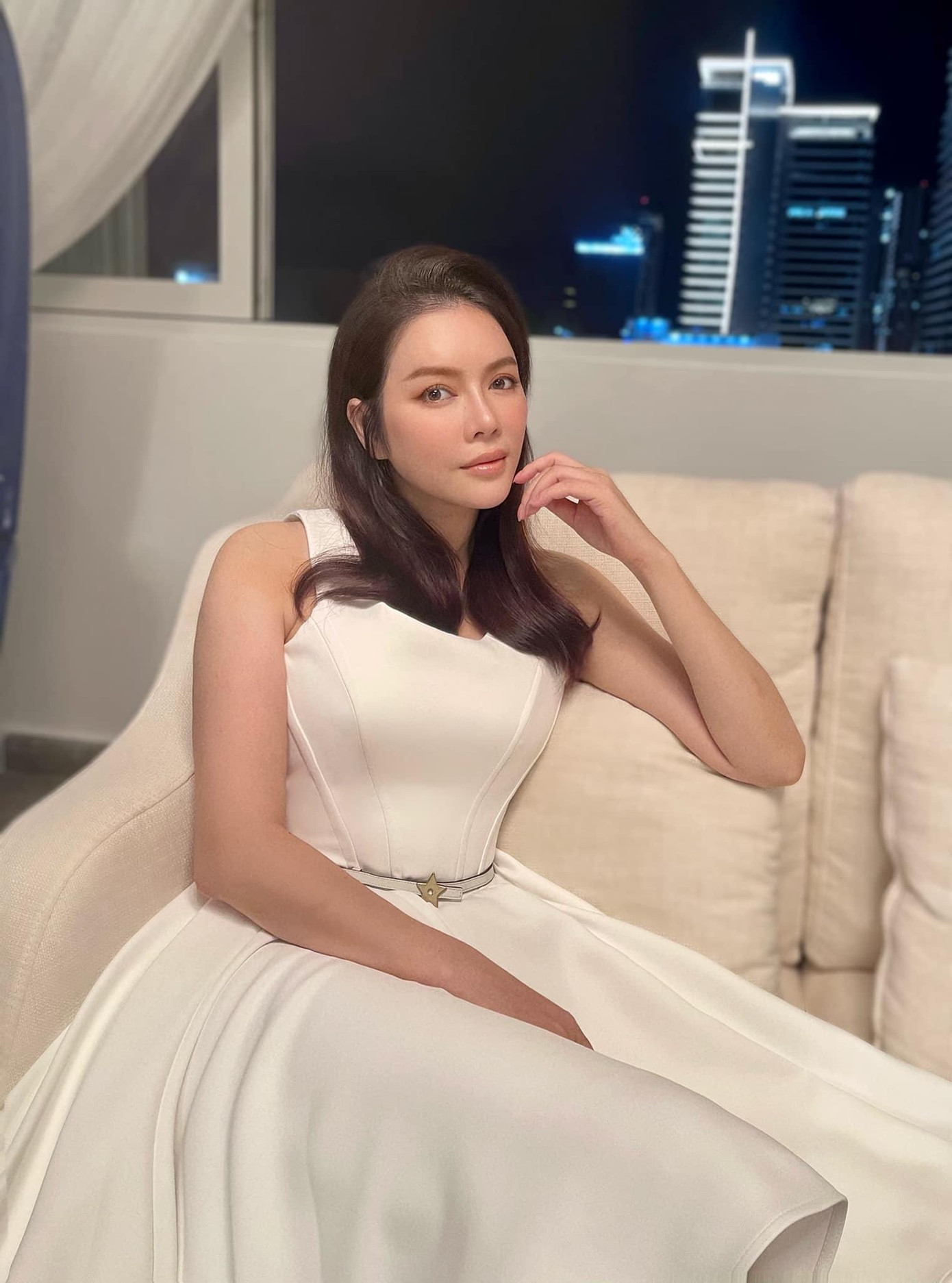 Tin đồn của Lý Nhã Kỳ không chỉ ảnh hưởng đến danh tiếng của cô mà còn khiến cơ quan chức năng tại Đà Lạt phải vào cuộc xác minh. Tin đồn của Lý Nhã Kỳ không chỉ ảnh hưởng đến danh tiếng của cô mà còn khiến cơ quan chức năng tại Đà Lạt phải vào cuộc xác minh.