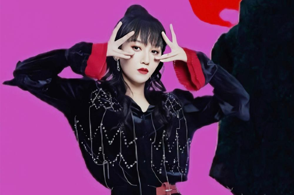 Nữ ca sĩ lên tiếng xin lỗi vì lời nói của mình trong quá khứ nhưng vẫn bị cộng đồng mạng kêu gọi tẩy chay.