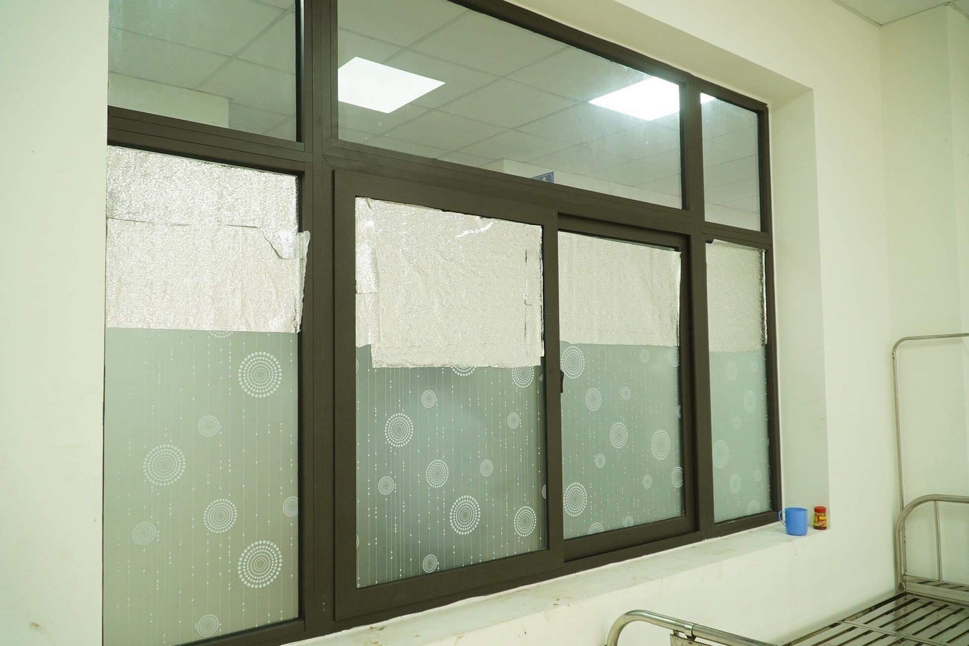 Hình ảnh được ghi nhận sau khi công an triệt phá đường dây ma túy tại bệnh viện.