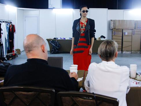 Có nhiều người mẫu quốc tế khác cũng đến tham gia casting