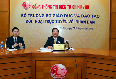 Bộ trưởng Giáo dục Phạm Vũ Luận trong buổi đối thoại trực tuyến sáng nay, 7-3. Ảnh; Chinhphu.vn. Bộ trưởng Giáo dục Phạm Vũ Luận trong buổi đối thoại trực tuyến sáng nay, 7-3. Ảnh; Chinhphu.vn