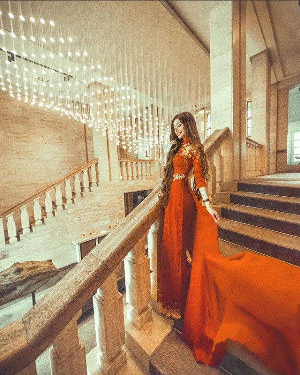 Cuộc sống sang chảnh trong mơ của 'công chúa tóc mây' gốc Việt ảnh 4