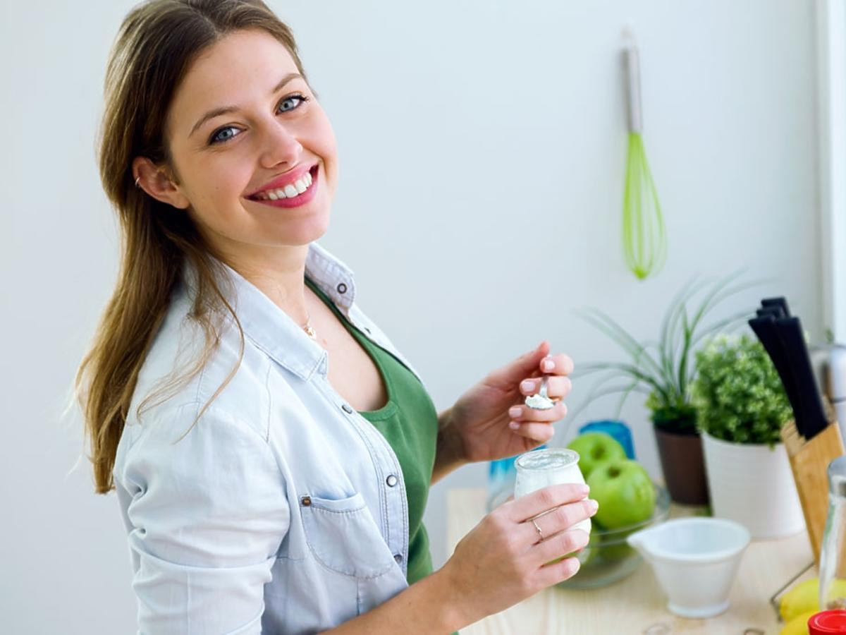 Chăm ăn sữa chua bổ sung lợi khuẩn, bảo vệ sức khỏe cơ thể và nơi thầm kín.