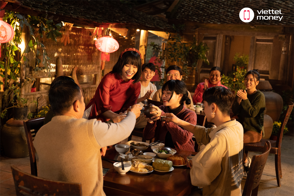 MV “Tết tận hưởng” nằm trong chiến dịch Tết ấn tượng của Viettel Money. Ảnh: Viettel Money MV “Tết tận hưởng” nằm trong chiến dịch Tết ấn tượng của Viettel Money. Ảnh: Viettel Money