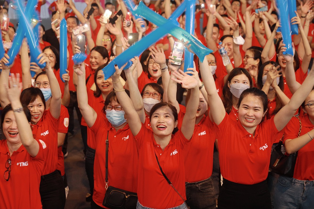 Nụ cười rạng rỡ trên môi người TNG Holdings Vietnam trong Ngày hội Truyền thống TNGMei 2022.