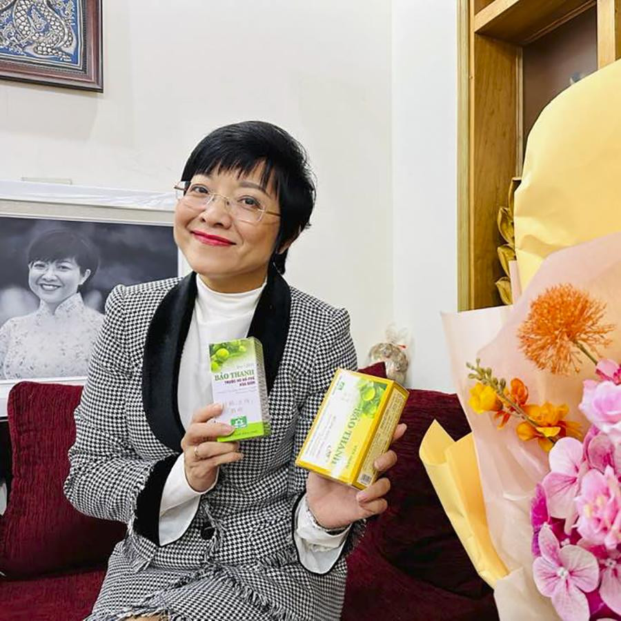 MC Thảo Vân chia sẻ làm MC, phổi và cổ họng là cơ quan quan trọng nhất, nên thuốc ho bổ phế Bảo Thanh đã trở thành “cứu cánh” của chị.