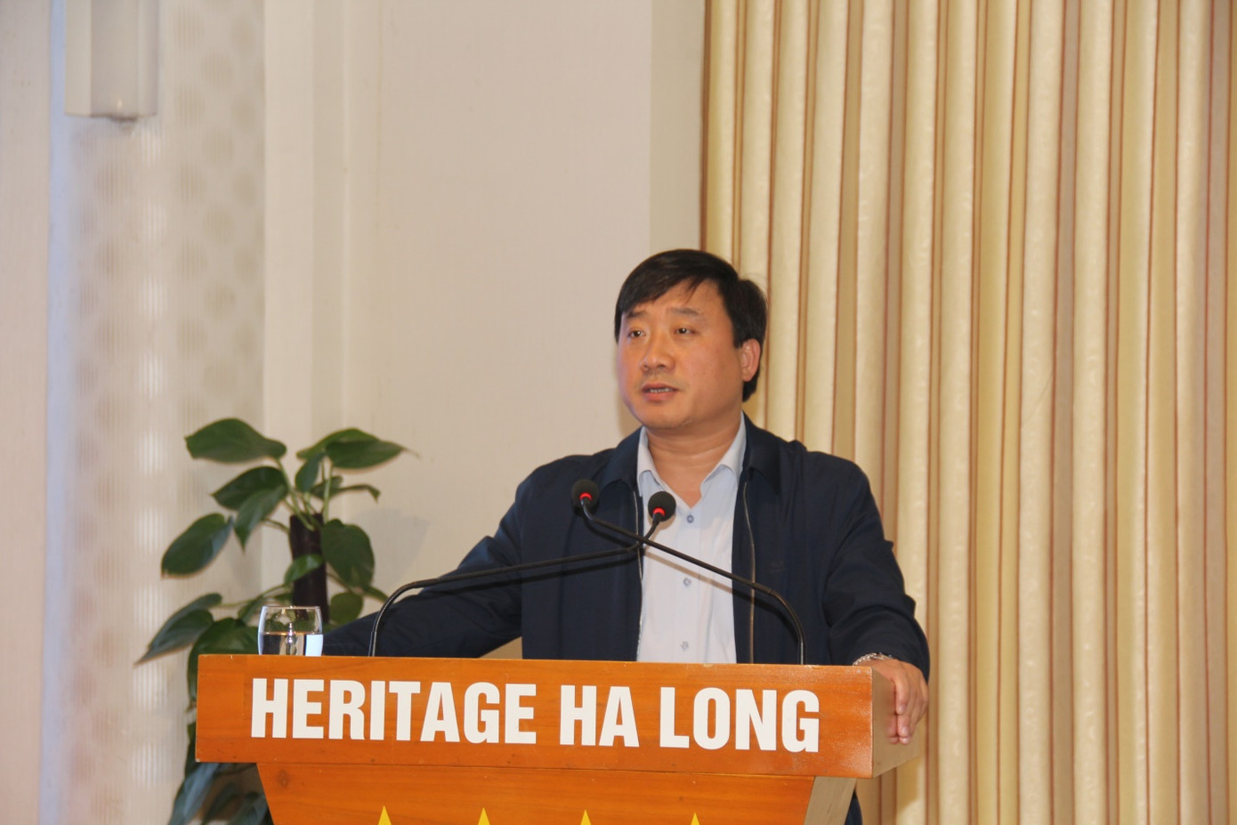 Phó Tổng Giám đốc Tập đoàn TKV Phan Xuân Thuỷ phát biểu chỉ đạo.