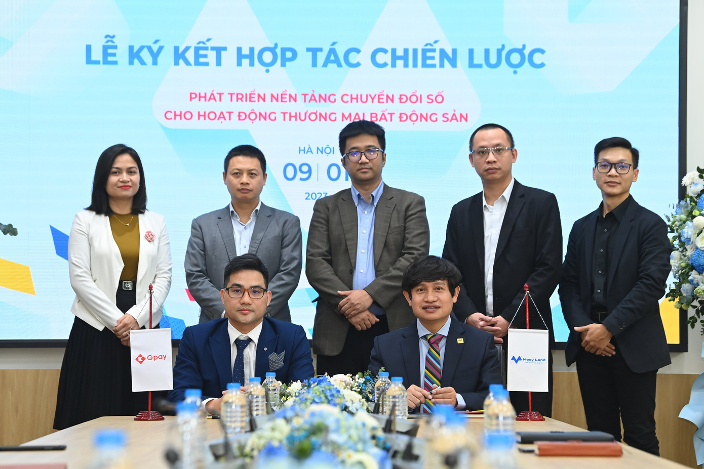 Đại diện Meey Land và Gpay ký kết tại buổi hợp tác