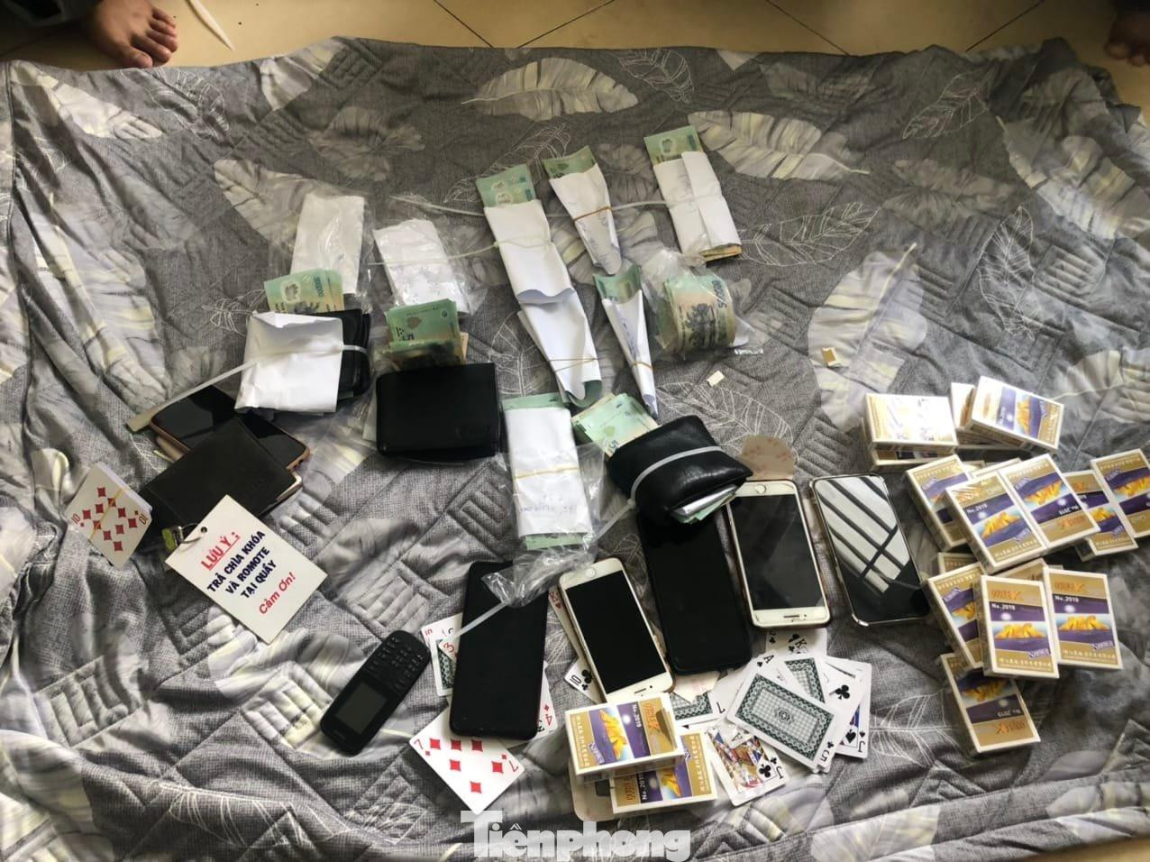 Tang vật công an thu giữ