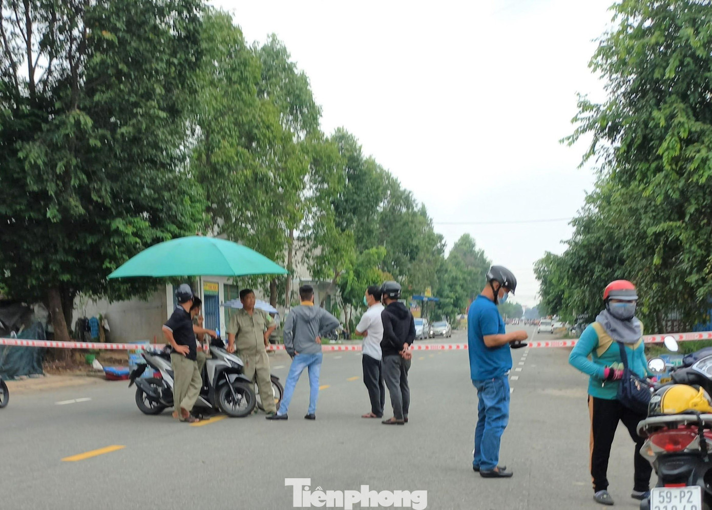 Công an phong tỏa hiện trường Công an phong tỏa hiện trường