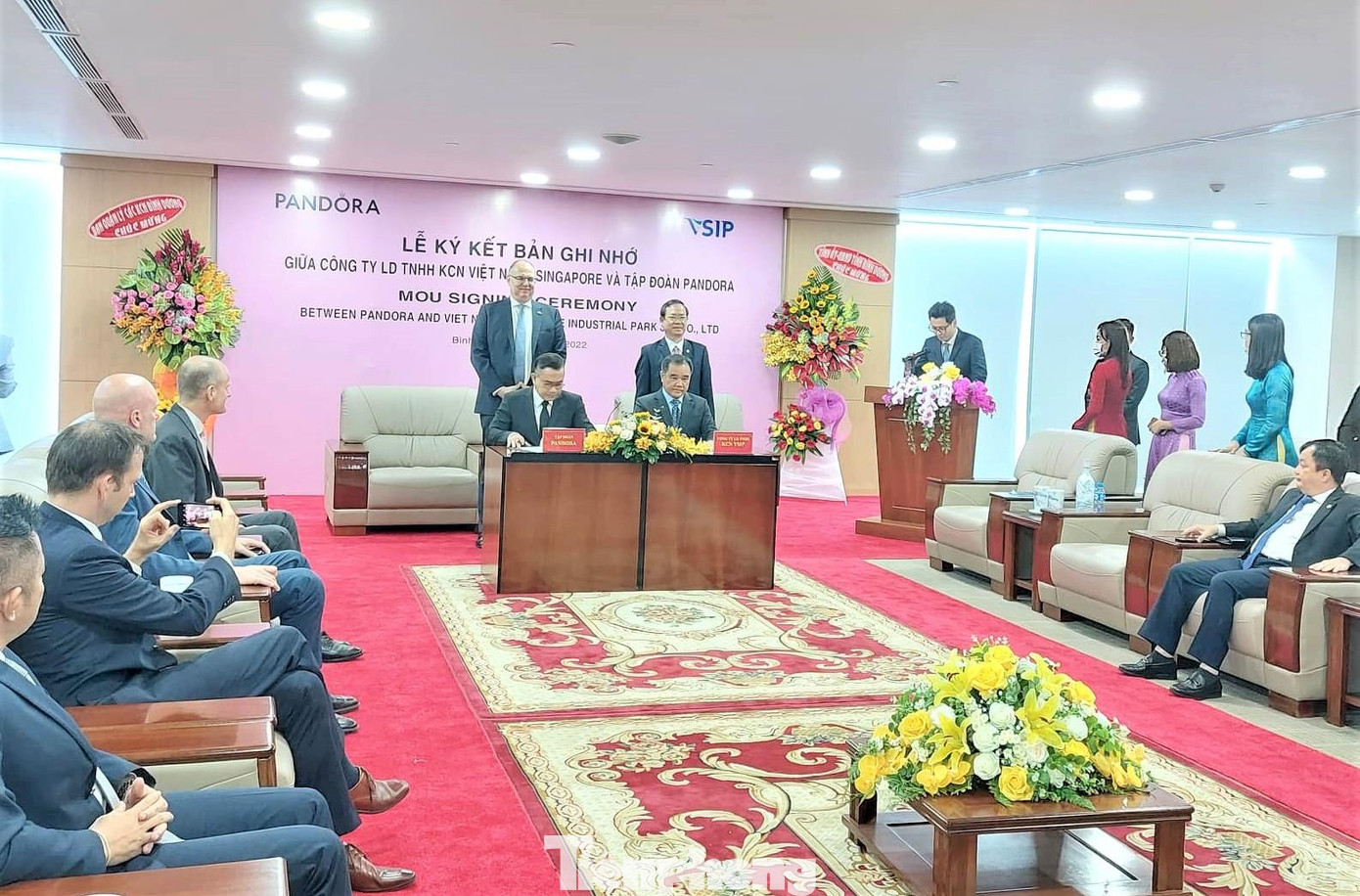 Lãnh đạo Bình Dương và đại sứ quán Đan Mạch tại Việt Nam chứng kiến nghi thức ký kết hợp tác