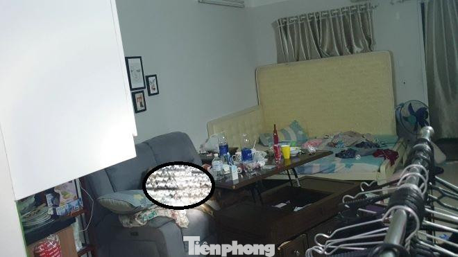 Thi thể người phụ nữ trong căn hộ chung cư Thi thể người phụ nữ trong căn hộ chung cư