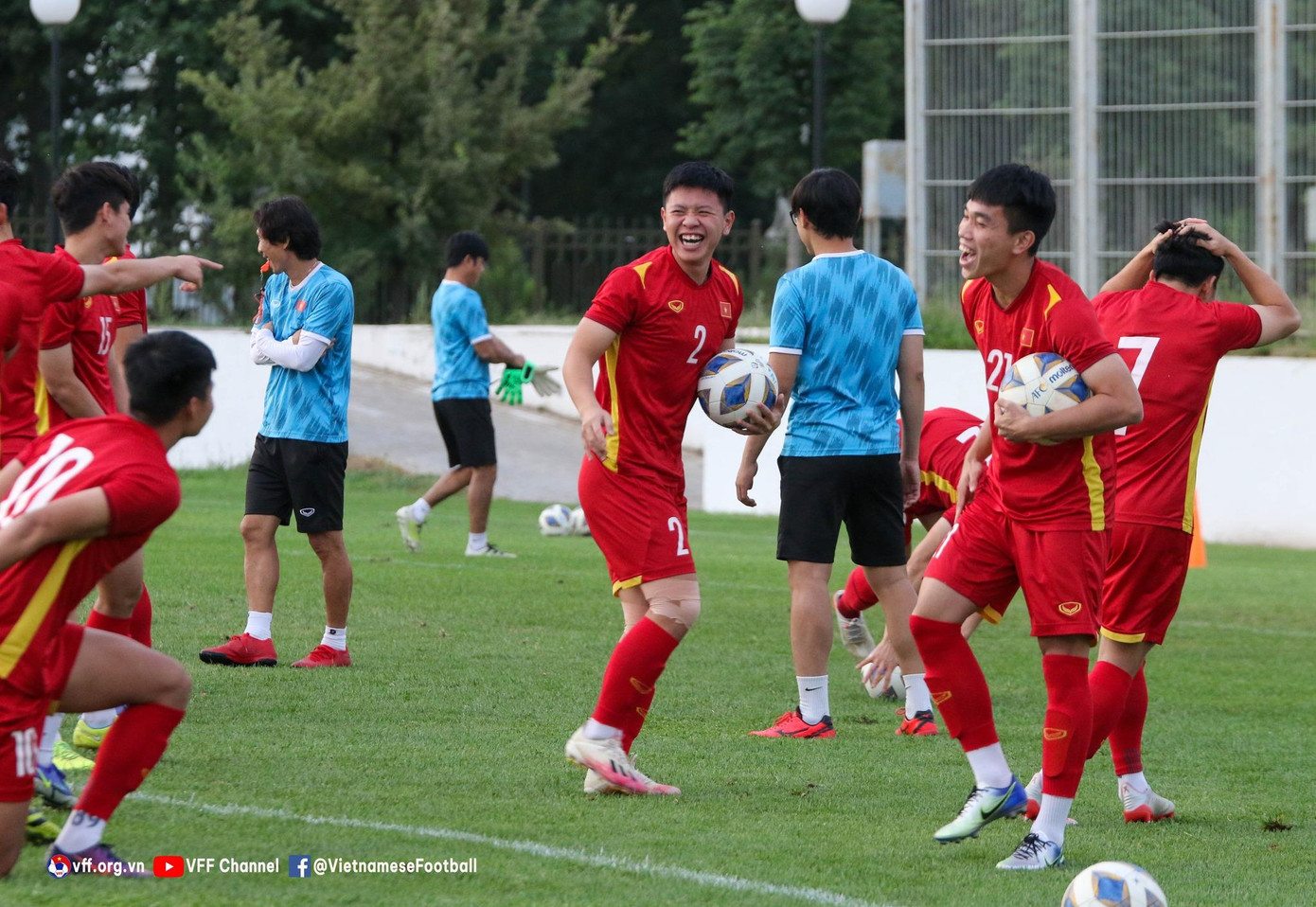 Trận đấu giữa U23 Việt Nam và U23 Saudi Arabia ở tứ kết giải U23 châu Á sẽ diễn ra vào lúc 21h theo giờ địa phương (23h giờ VN) ngày 12/6 trên sân vận động Lokomotiv, thành phố Tashkent (Uzbekistan).
