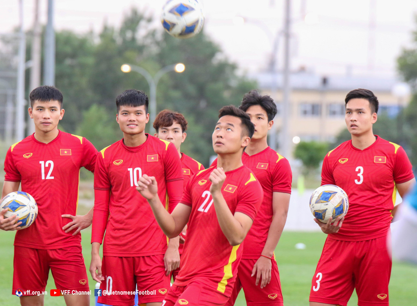 Trận tứ kết U23 châu Á giữa U23 Việt Nam và U23 Saudi Arabia sẽ diễn ra vào lúc 21h theo giờ địa phương (23h giờ VN) ngày 12/6 trên sân vận động Lokomotiv, thành phố Tashkent (Uzbekistan).