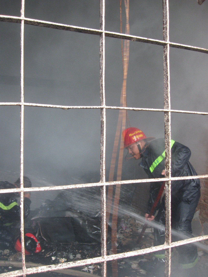 Tài sản trong căn hộ đã biến thành tro