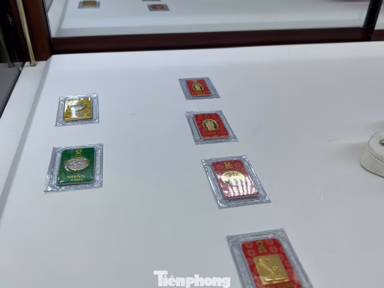 Công ty SJC hiện chỉ bán vàng miếng SJC qua kênh online, còn vàng nhẫn chỉ còn loại 5 phân và số lượng cũng không nhiều.