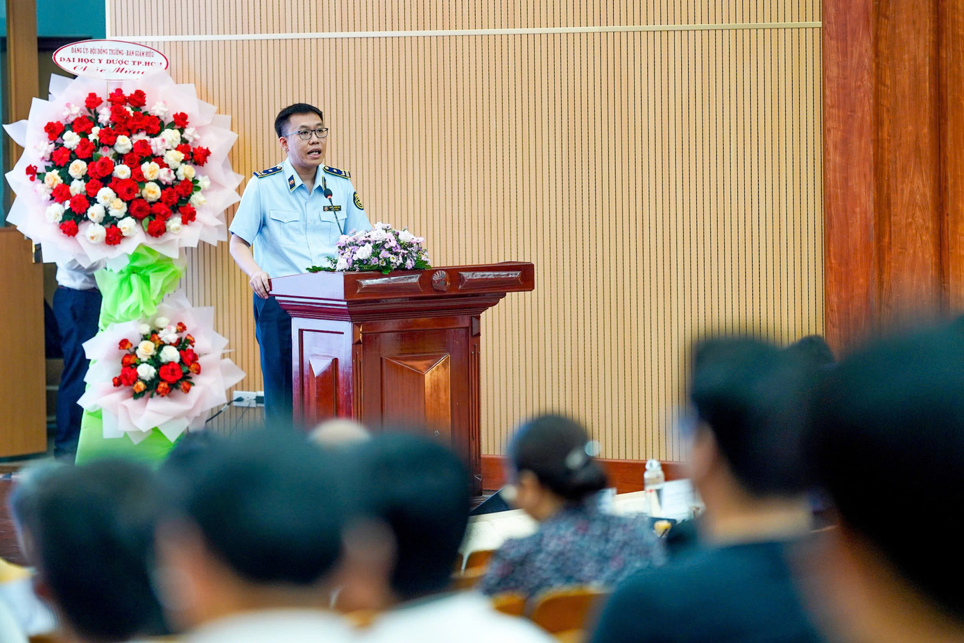 Ông Nguyễn Quang Huy - Phó Chi Cục trưởng Chi Cục Quản lý thị trường TPHCM Ông Nguyễn Quang Huy - Phó Chi Cục trưởng Chi Cục Quản lý thị trường TPHCM