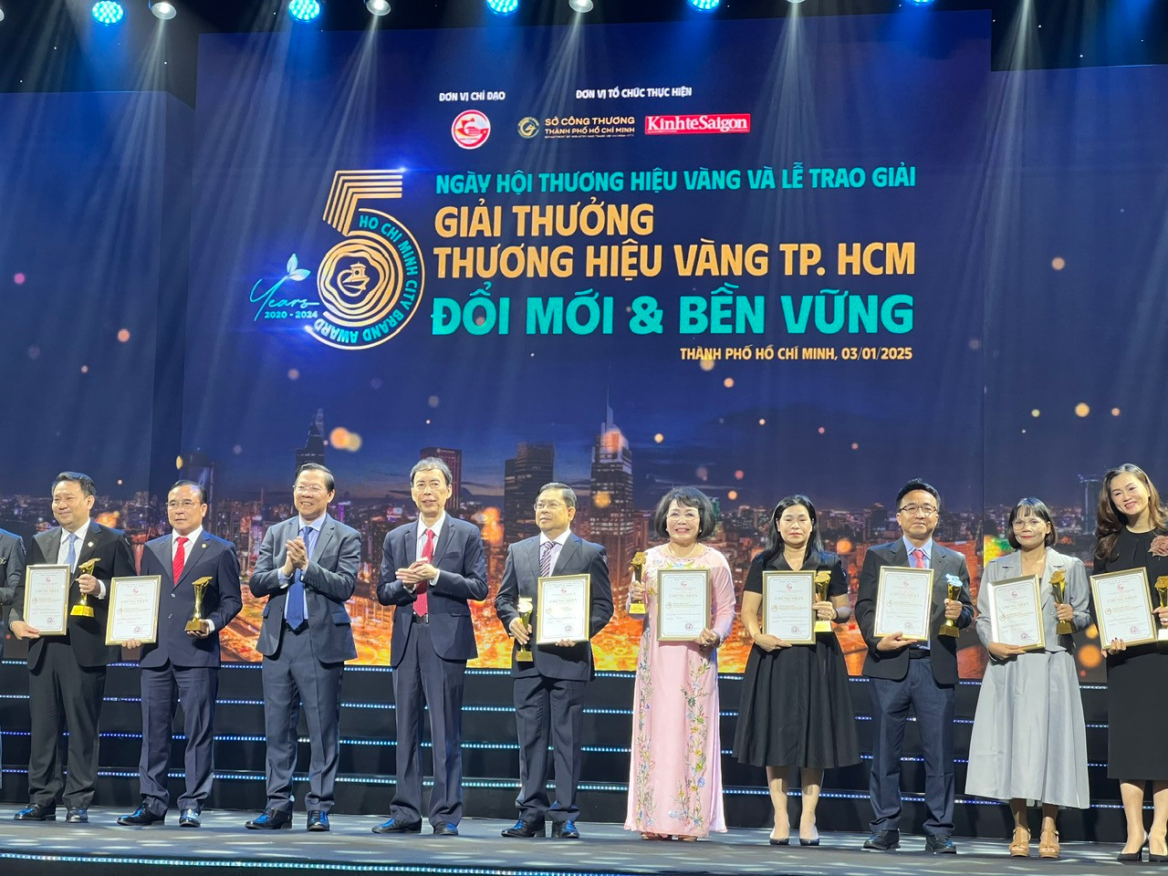 Các doanh nghiệp Việt nhiều năm liền đạt danh hiệu Thương hiệu Vàng TPHCM.