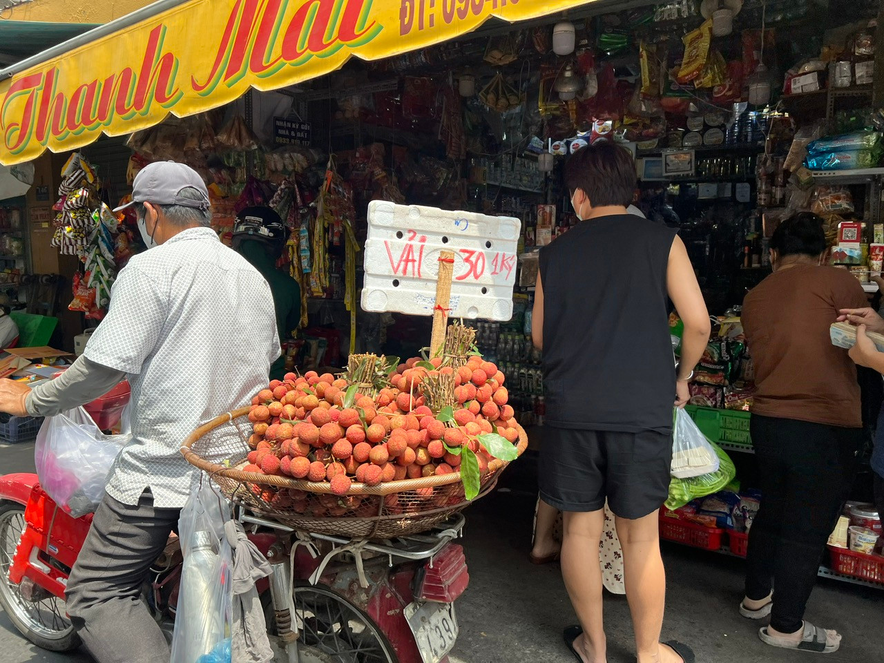 Tuy giá rẻ nhưng đều là quả tươi mới, không phải hàng dạt hay hư, héo...