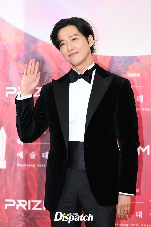 Cặp đôi chính trong My Dearest Ahn Eun Jin (trái) và Nam Goong Min. Cặp đôi chính trong My Dearest Ahn Eun Jin (trái) và Nam Goong Min.