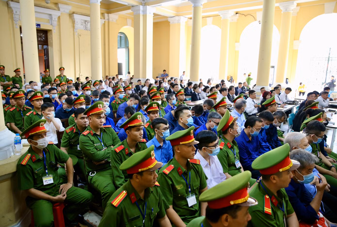 Một góc phòng xử án vụ Vạn Thịnh Phát. Ảnh: Duy Anh. Một góc phòng xử án vụ Vạn Thịnh Phát. Ảnh: Duy Anh.