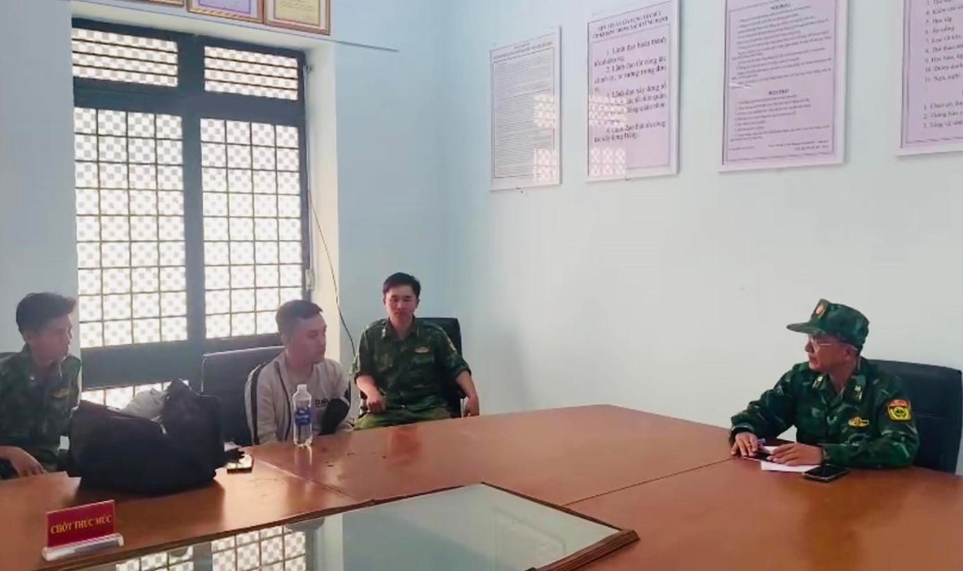 Đối tượng Nguyễn Văn Tin tại Cơ quan chức năng.