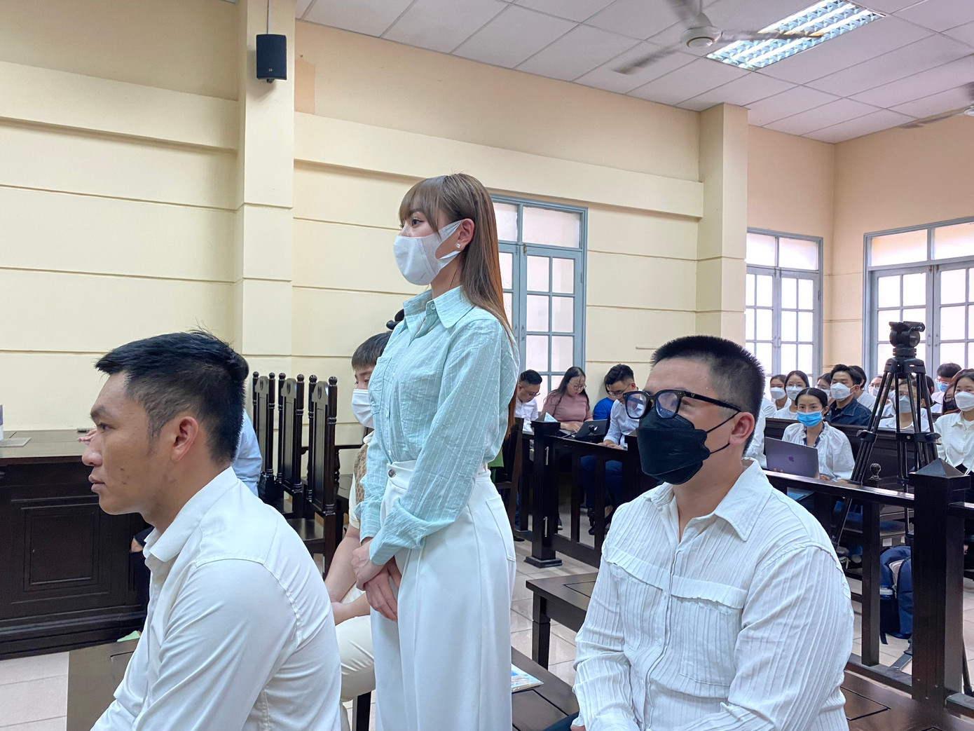 Trang 'Nemo' (đứng) trong một phiên tòa trước đây. Trang 'Nemo' (đứng) trong một phiên tòa trước đây.