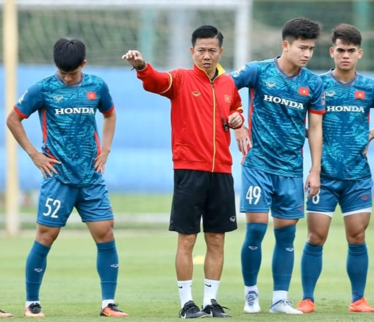 HLV Hoàng Anh Tuấn cho rằng "không gì là không thể" khi Olympic Việt Nam gặp Saudi Arabia (ảnh Anh Đoàn)