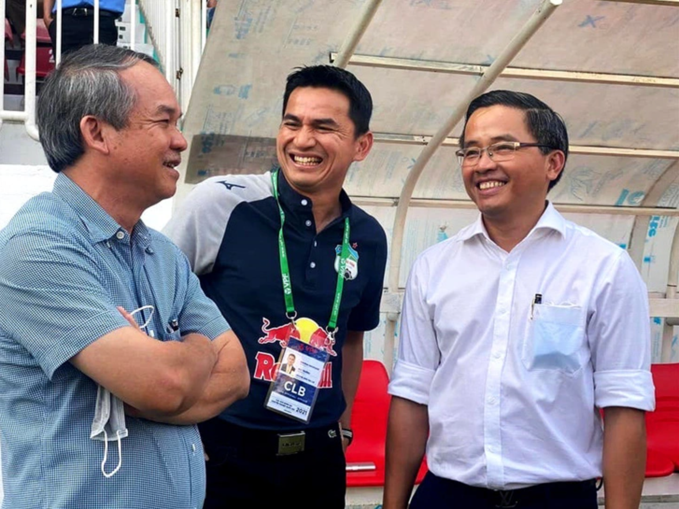 Chỉ tài năng chuyên môn của HLV Kiatisuk là chưa đủ để đưa HAGL trở lại vinh quang cũ