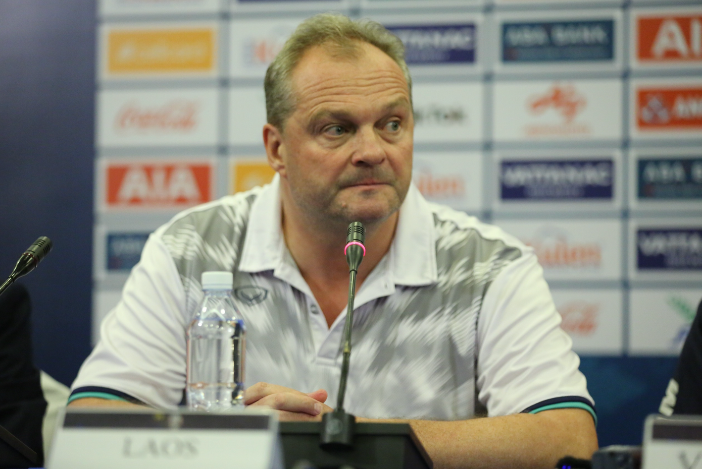 HLV Michael Weiss tuyên bố U22 Lào sẽ thể hiện những gì tốt nhất trước U22 Việt Nam (ảnh Hữu Phạm) HLV Michael Weiss tuyên bố U22 Lào sẽ thể hiện những gì tốt nhất trước U22 Việt Nam (ảnh Hữu Phạm)