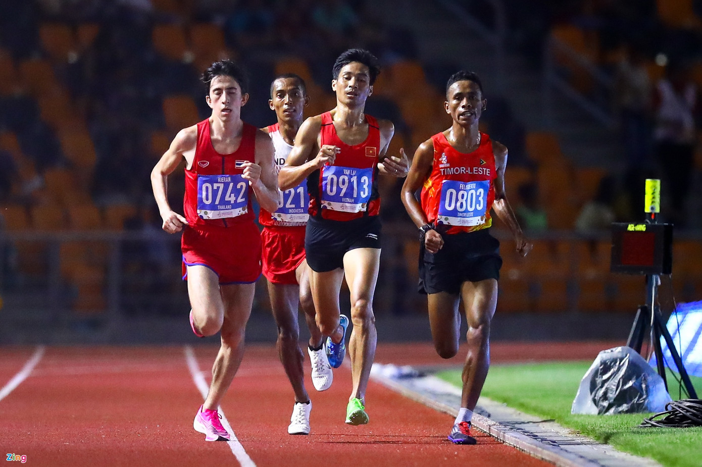 Lịch thi đấu thay đổi giúp Kiaren Tutinvate (trái) của Thái Lan có thể dự thi 3 nội dung ở SEA Games 32?