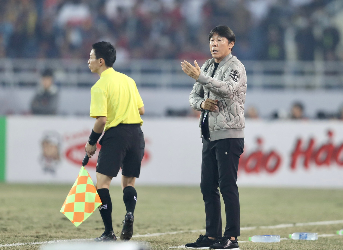 HLV Park Hang-seo cho biết quan hệ giữa ông và đồng hương Shin Tae-yong đã trở lại bình thường sau trận đấu. (ảnh Hữu Phạm) HLV Park Hang-seo cho biết quan hệ giữa ông và đồng hương Shin Tae-yong đã trở lại bình thường sau trận đấu. (ảnh Hữu Phạm)