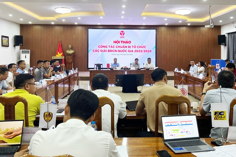 Các CLB có quan điểm khác nhau về việc sử dụng cầu thủ trẻ ở V-League (ảnh Huỳnh Huỳnh) Các CLB có quan điểm khác nhau về việc sử dụng cầu thủ trẻ ở V-League (ảnh Huỳnh Huỳnh)