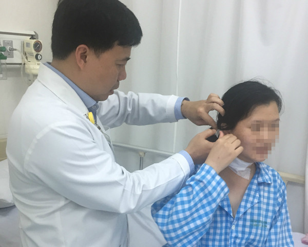 Khàn tiếng lâu năm, rất có thể do khối u vùng cổ ảnh 1