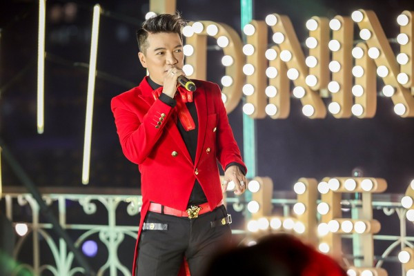 Đàm Vĩnh Hưng lần đầu đón giáng sinh trên du thuyền triệu đô ảnh 6