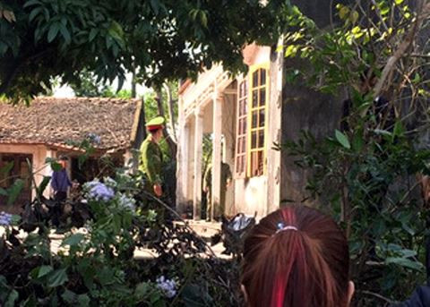 Nghi phạm giết vợ, ghi 'phản bội' lên bụng khai do ghen tuông ảnh 1