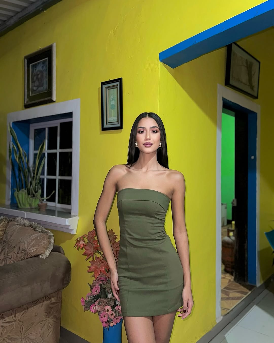 Tại cuộc thi Hoa hậu Hoàn vũ Honduras 2024, Daris Isaguirre là thí sinh có chiều cao nổi bật nhất.