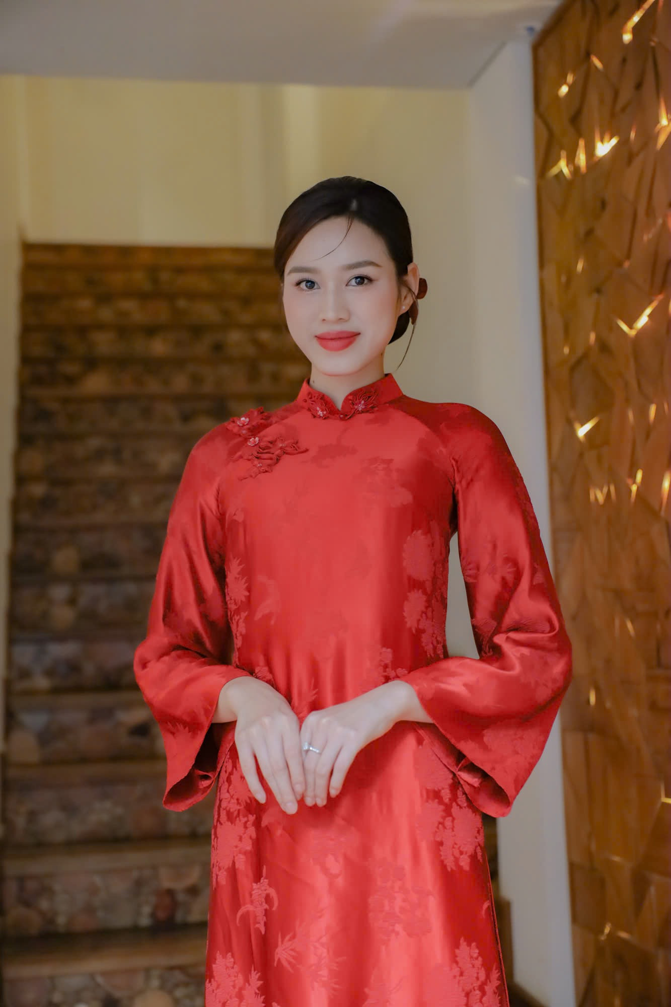 Sau khi hoàn thành nhiệm kỳ hoa hậu, Đỗ Thị Hà tích cực hoạt động từ thiện, xã hội và thử sức với công việc kinh doanh trong lĩnh vực làm đẹp. Người đẹp chia sẻ lý do theo đuổi lĩnh vực này: "Nhan sắc là lợi thế, giúp cho phụ nữ tự tin hơn, đạt được nhiều thành công trong cuộc sống. Tôi muốn tham gia lĩnh vực này để truyền cảm hứng cho phụ nữ làm đẹp".