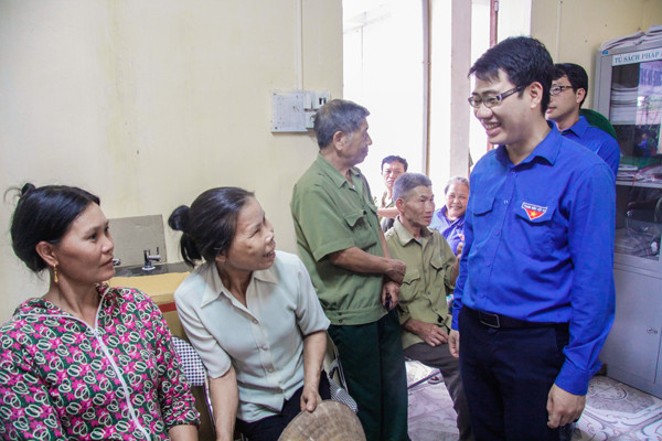 Ra quân chiến dịch tình nguyện Kỳ nghỉ hồng và Mùa hè xanh 2018 ảnh 4