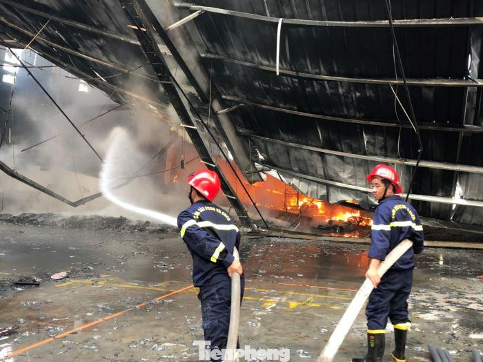 Vụ hỏa hoạn không gây thiệt hại về người nhưng tài sản bị thiêu rụi