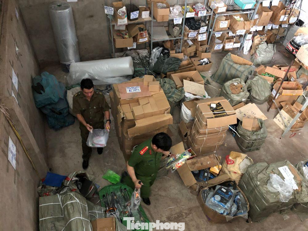 Nhiều linh kiện không có nguồn gốc xuất xứ.