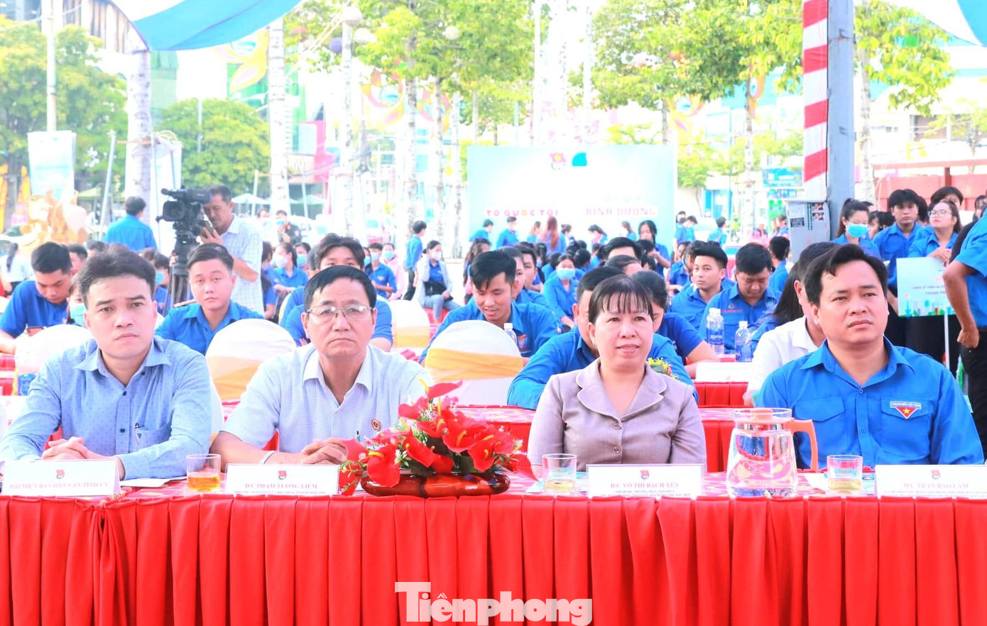 Các đại biểu tham dự ngày hội