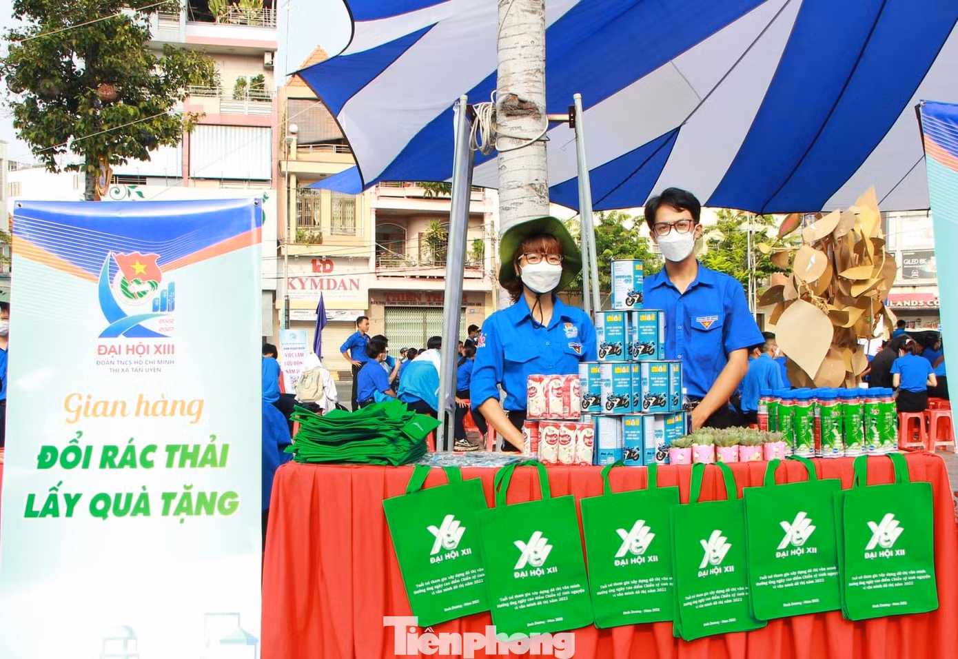 Chương trình đổi rác thải nhận quà Chương trình đổi rác thải nhận quà