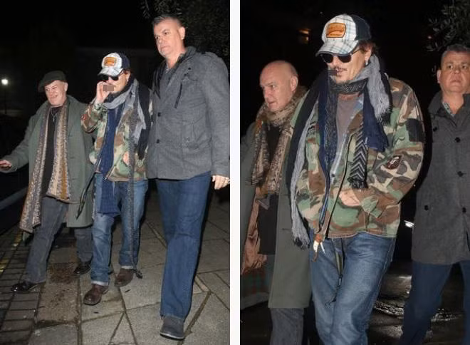 Depp bị bắt gặp rời câu lạc bộ tư nhân ở London vào 5h sáng - chỉ vài giờ trước khi tòa án Mỹ ra phán quyết. Depp bị bắt gặp rời câu lạc bộ tư nhân ở London vào 5h sáng - chỉ vài giờ trước khi tòa án Mỹ ra phán quyết.
