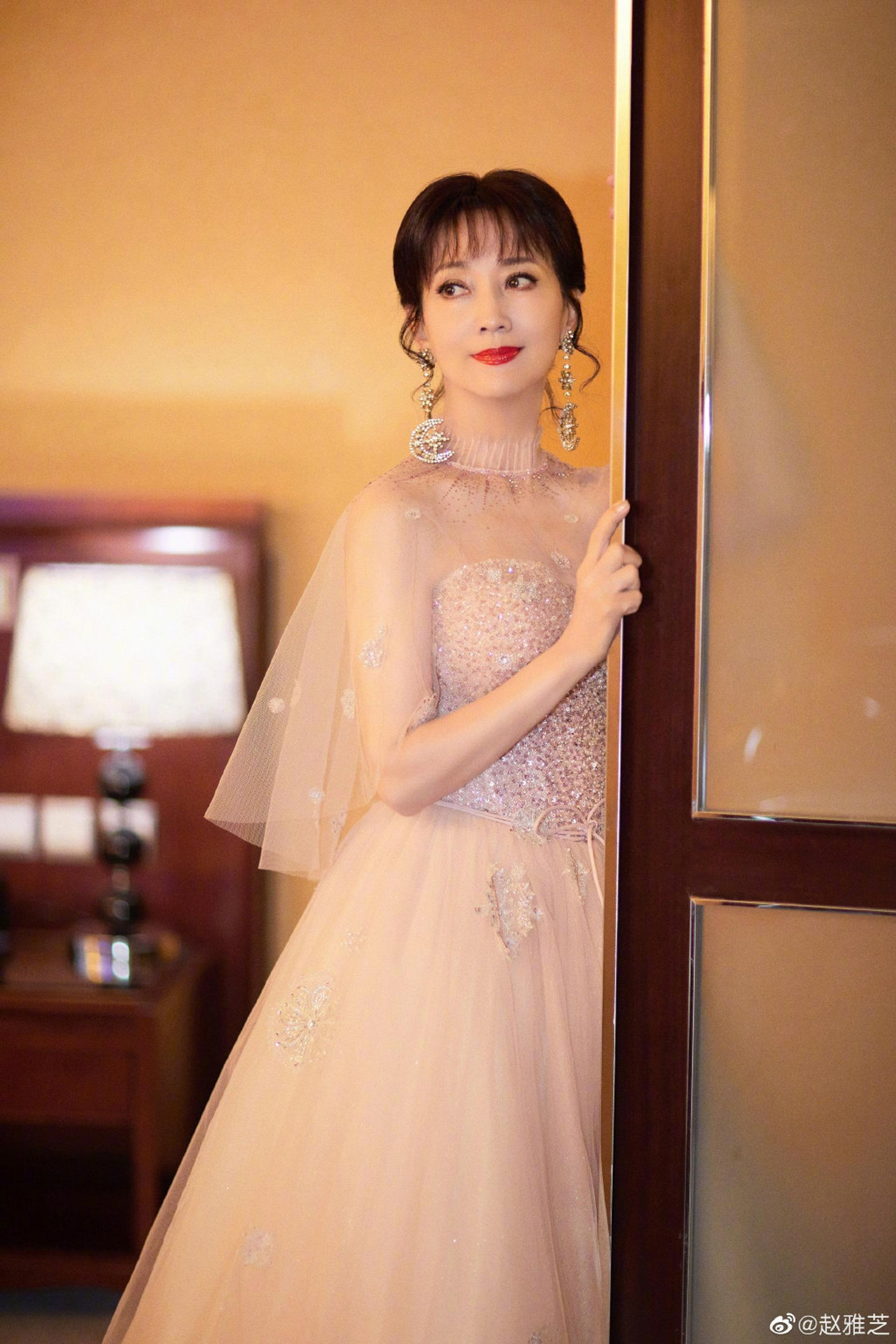 Triệu Nhã Chi nổi danh là mỹ nhân không tuổi của C-biz, đến nay vẫn giữ nguyên sức hút. Triệu Nhã Chi nổi danh là mỹ nhân không tuổi của C-biz, đến nay vẫn giữ nguyên sức hút.