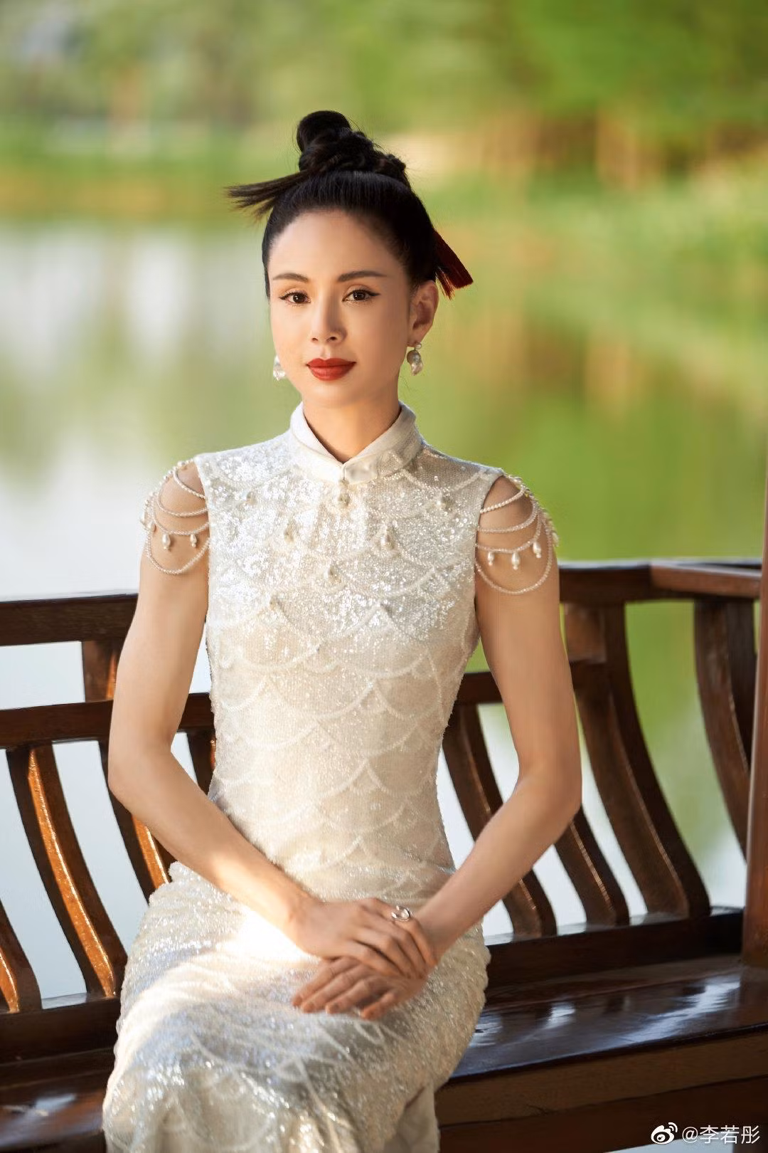 Lời giải thích của Lý Nhược Đồng được đánh giá là thông minh, EQ cao.
