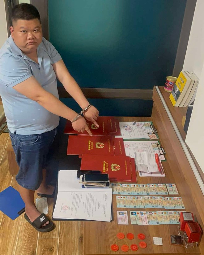 Tang vật thu giữ. Ảnh L.N